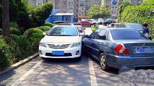 停车为什么要车头朝外？？？？要害时刻能救命_888集团